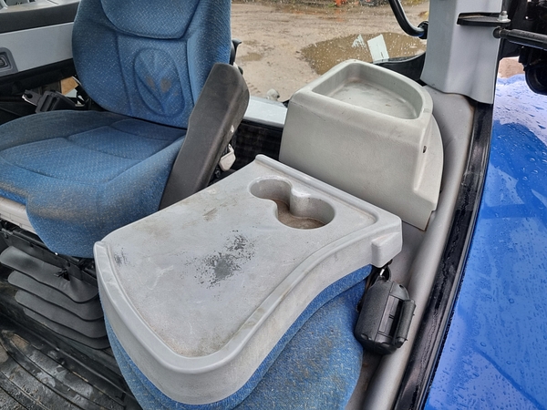 Chris Atkin & Son Ltd - New Holland T6080 RCSW